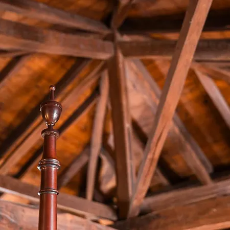 Casa Do Lagar Кабесейраш-ди-Башту